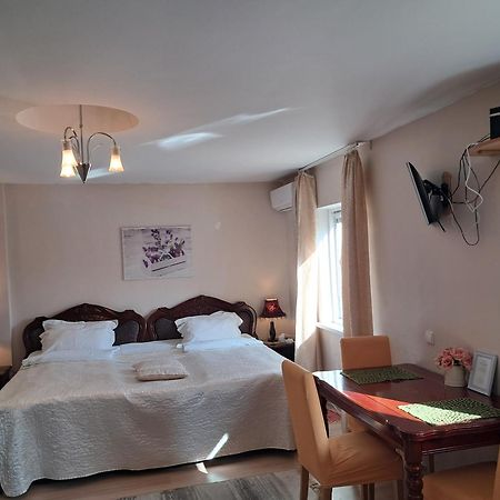 Close To Vilnius Business Center Apartment Bagian luar foto