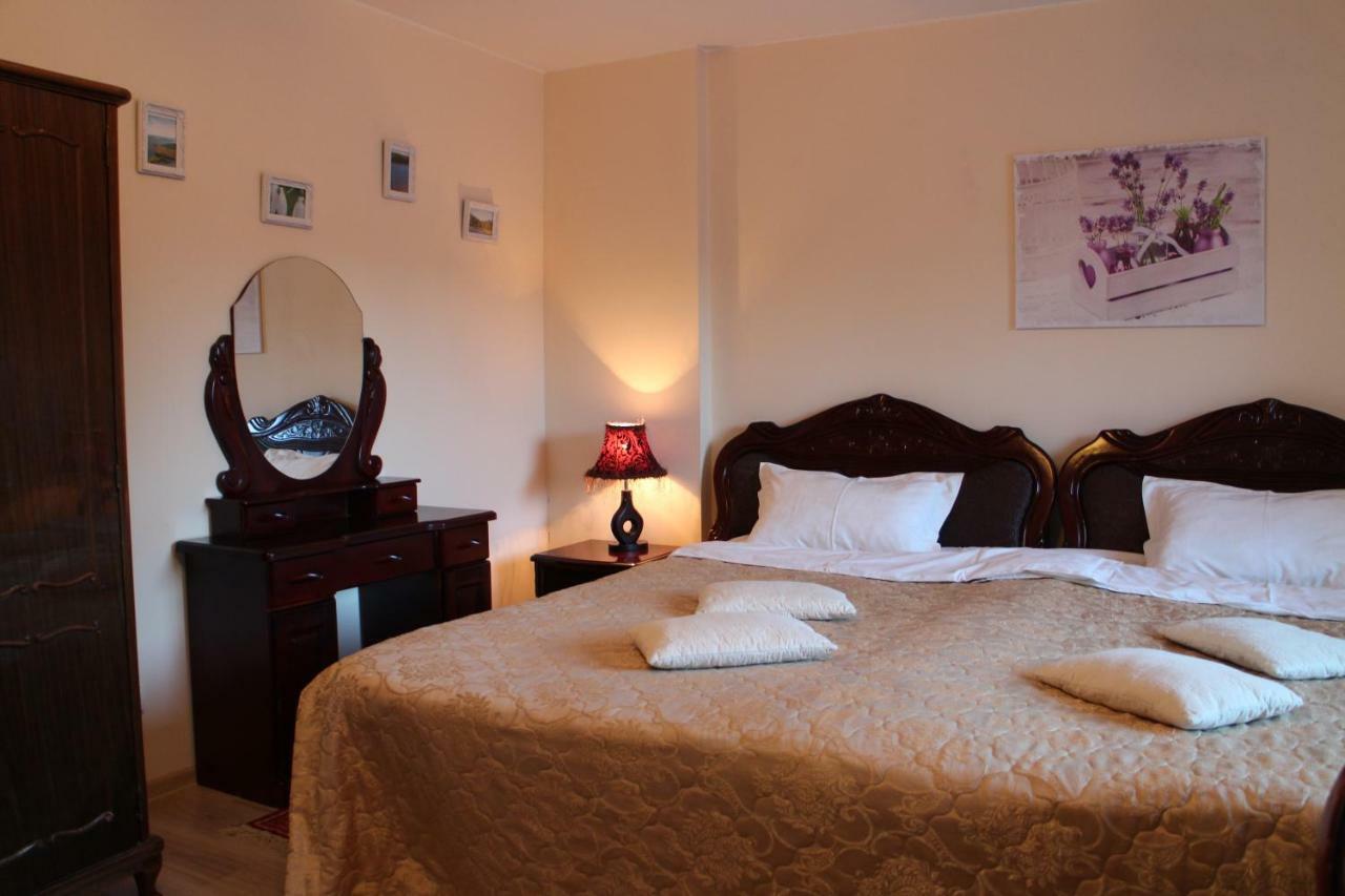Close To Vilnius Business Center Apartment Bagian luar foto